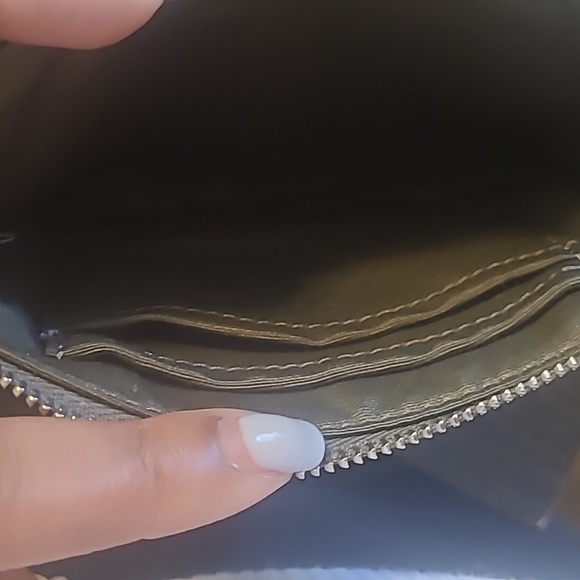 Women's wristlet - Picture 5 of 5